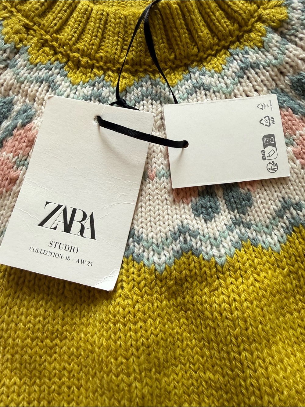 Zara Studio Girls Chartreuse Yellow Fair Isle Yoke Sweater - NWT - Picture 3 of 6